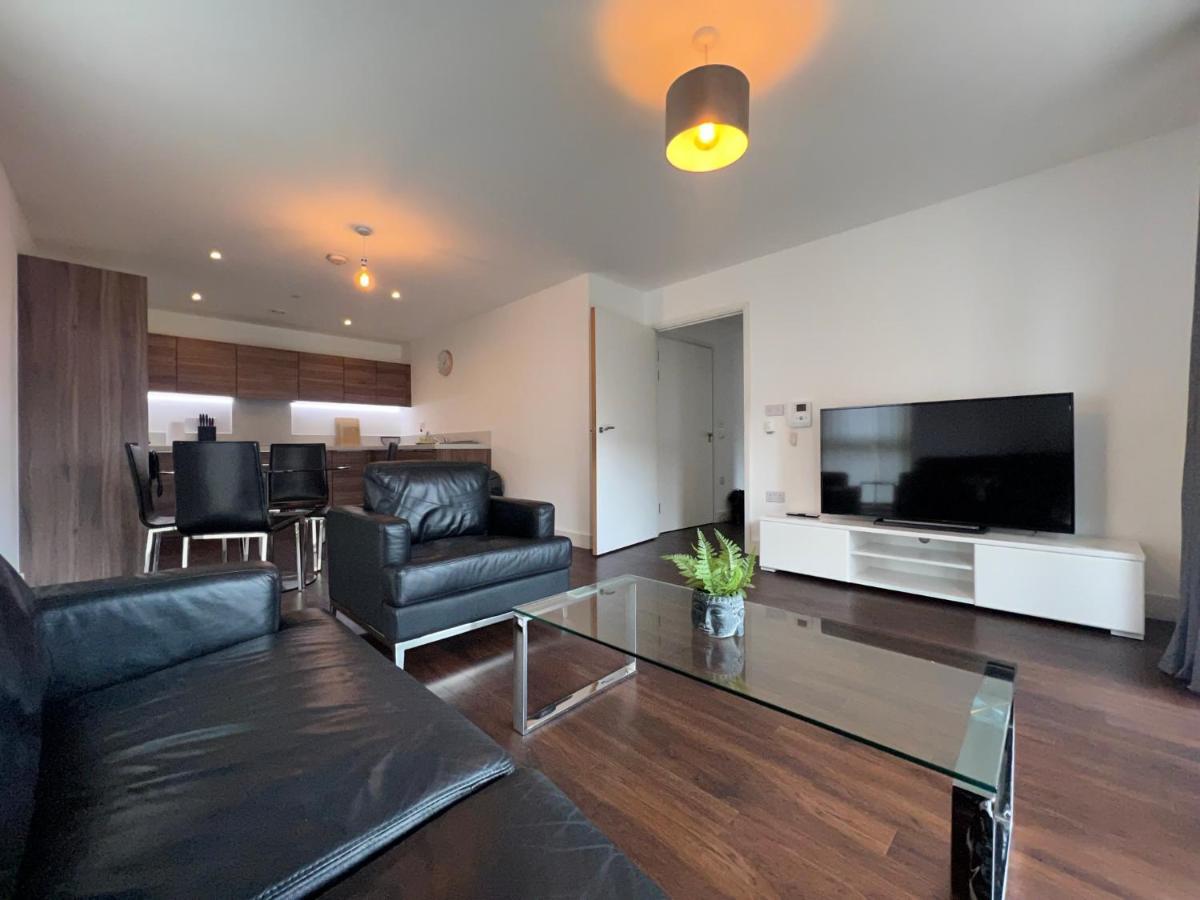 Modern 2Br 2Ba Apt Wparking Sleeps 6 Comfortably London Ngoại thất bức ảnh