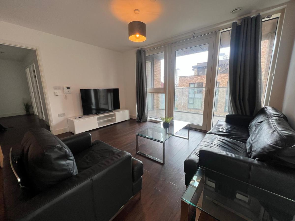 Modern 2Br 2Ba Apt Wparking Sleeps 6 Comfortably London Ngoại thất bức ảnh